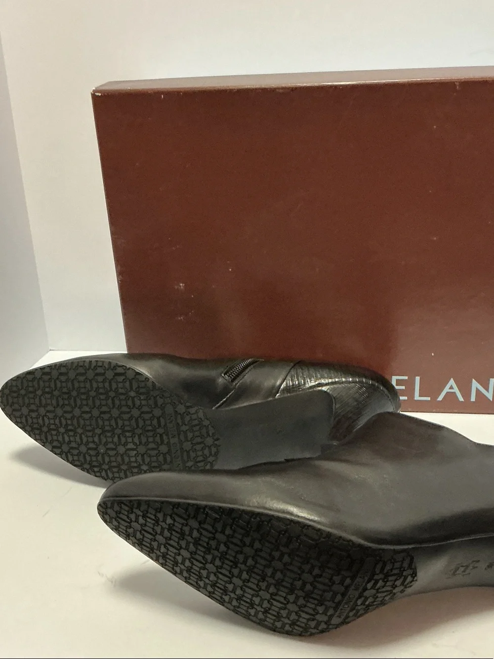 ANTONIO MELANI sleek black